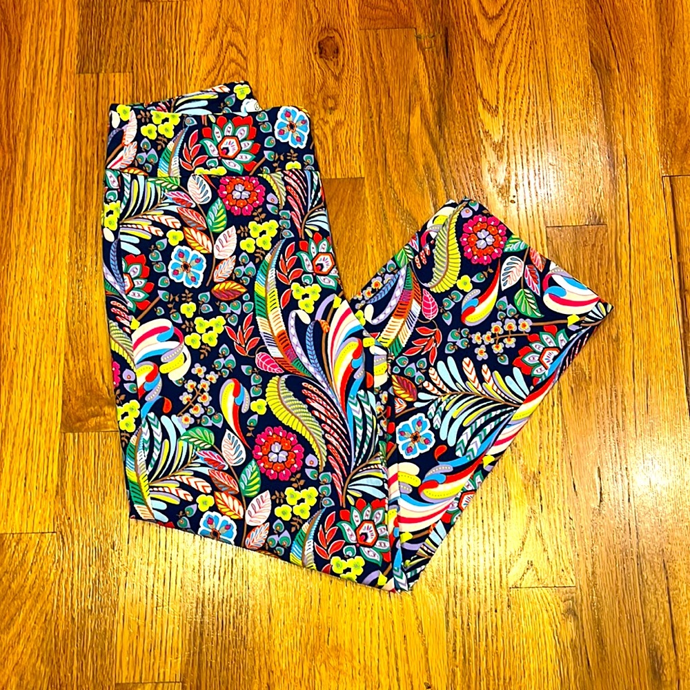 Pioneer Woman Floral Stretch Capri Pants